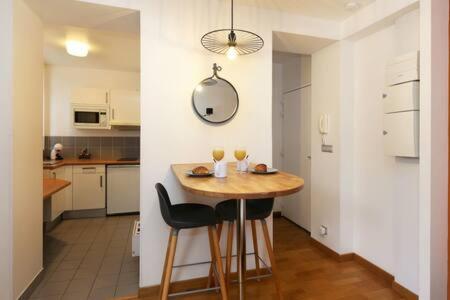 302 - Sejournez Dans Un Studio De Charme A Paris 5 - Flat-Guest Exterior foto